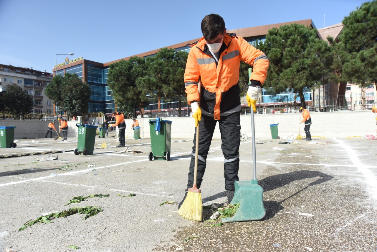 Altınordu Belediyesi Temizlik İşçileri Bu Kez “Kadro” İçin Süpürdü