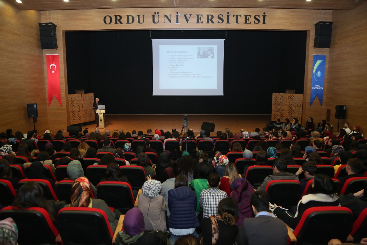 ODÜ’de “Çağdaş Öğretmen” Konferansı Gerçekleştirildi
